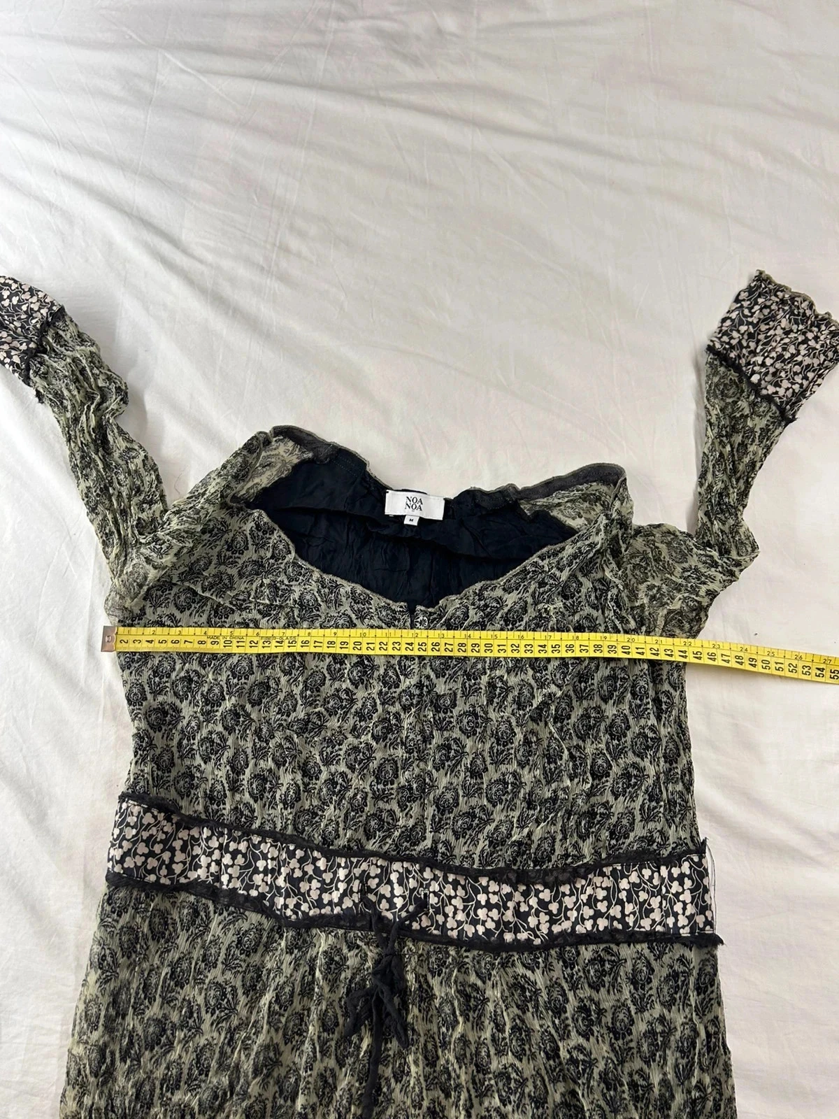 Beige-grijze vintage jurk met zwarte print en transparant effect noa noa – photo 10